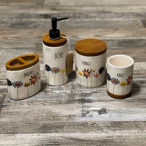Rae Dunn Vanity set